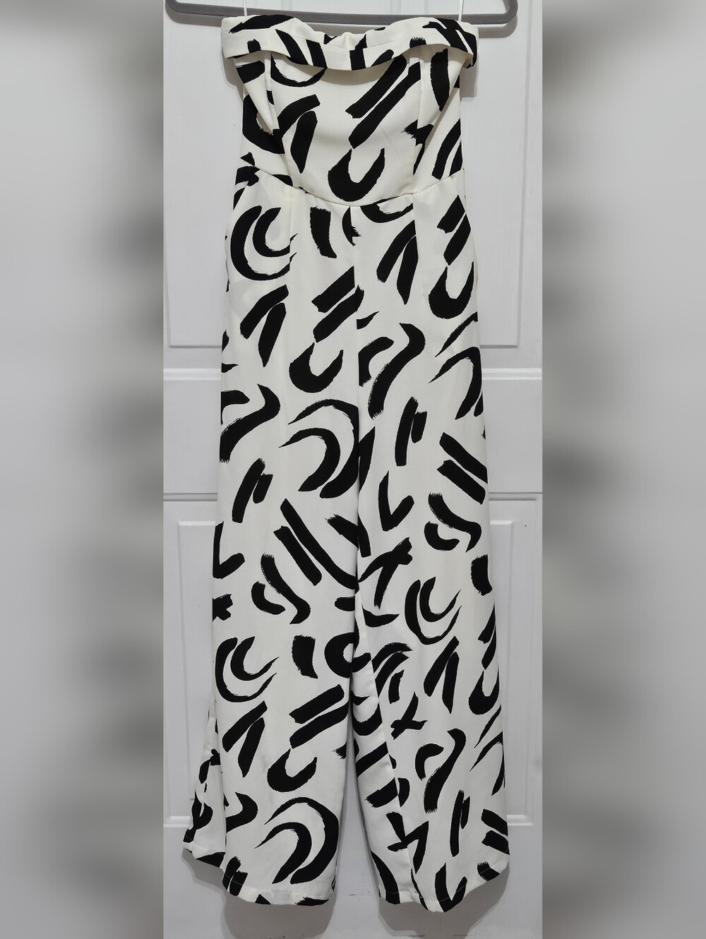 Strapless Black & White Abstract Print Jumpsuit